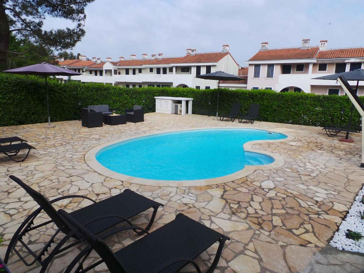 Holiday home in Malinska/Insel Krk 13031 Exteriör bild